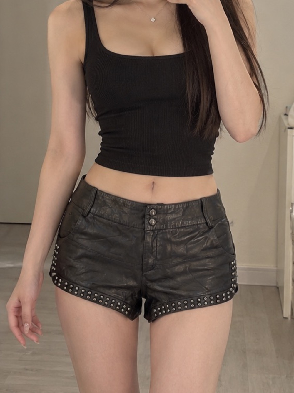 Vintage Genuine Lambskin Leather Studded Low Rise Shorts XS/S
